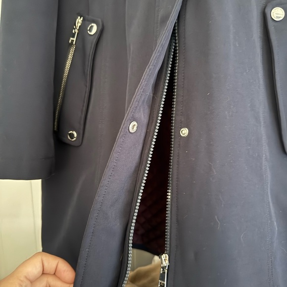 Lightly worn Tommy jacket ! Perfect for winter - Picture 2 of 12